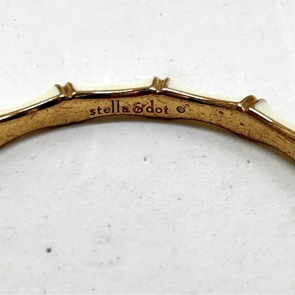 Stella & Dot, Gold And White Enamel Bamboo Design Bangle Bracelet - Picture 4 of 6